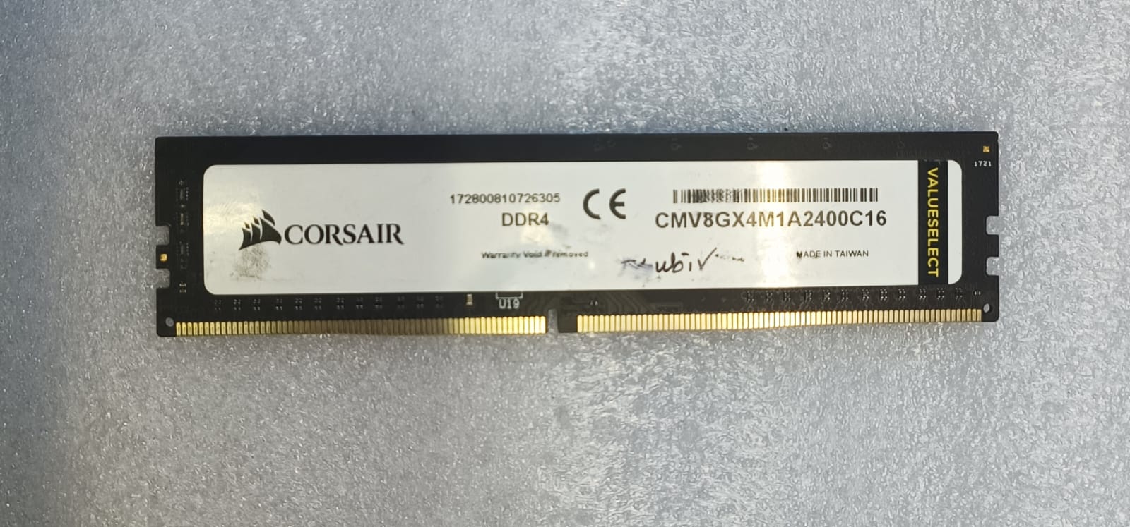Olds Corsair Ddr4 8gb Ram 2400mhz